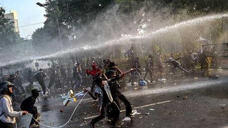 Proteste in Indonesien: Indonesische Regierung kürzt Vergünstigungen für Abgeordnete