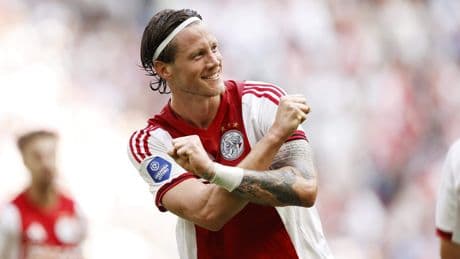 LIVE Eredivisie: Ajax wankelt tegen Telstar, AZ koestert ruime voorsprong