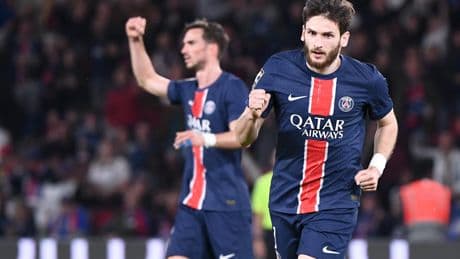 PSG-Auxerre : «Kvara» voit double, le Parc en feu… Paris fête son sacre avec la manière