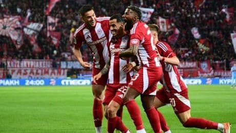 Yunanistan'da şampiyon Olympiakos!