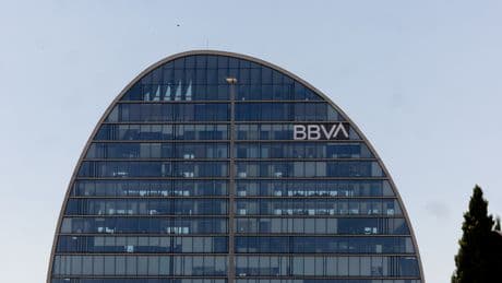 Los analistas ven difícil que BBVA mejore la oferta