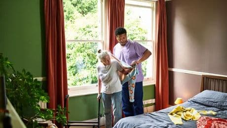 90,000 unpaid carers due £293 payment last month urged to check bank