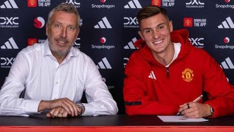Manchester United, Benjamin Sesko ile 5 yıllık sözleşme imzaladı