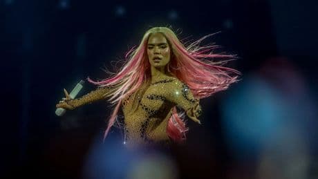 Bad Bunny, Karol G y Taylor Swift, los artistas con mayor reventa de España en plataformas legales, según un estudio