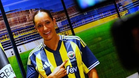 Fenerbahçe, Elena Santos'u kadrosuna kattı!