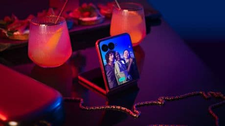 Pliants, colorés et fun: Motorola dévoile ses Razr 60 (et un atout) pour séduire les possesseurs d'iPhone
