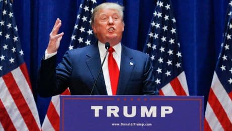 «Ses chances sont infimes» : il y a dix ans, comment les médias parlaient-ils du candidat Donald Trump ?