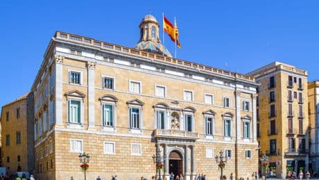 La Generalitat ultima su red de fibra con Huawei como favorito