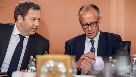 Exklusive Umfrage - Plötzlich wird Klingbeil gefährlich für Merz