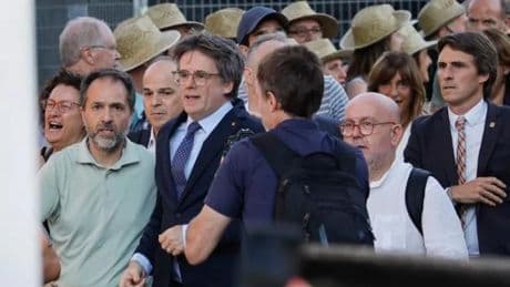 Sancionan al guardia civil que consultó el coche con el que se fugó Puigdemont