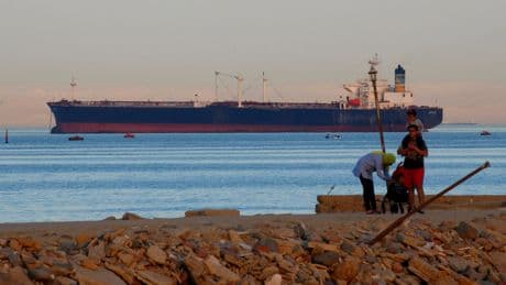 Trump exige la gratuité du canal de Suez pour les navires américains