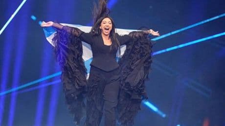 Der einzige Pathos-Moment des ESC. Hier hat ein Lied versöhnt