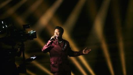 Eurovisie Songfestival barst weer los: vrolijkheid van Claude en controverse rond Israël