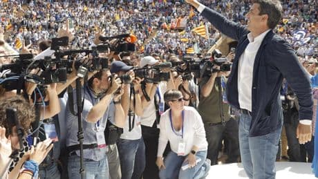 Dos años de Carlos Mazón: de tocar el cielo a luchar por su supervivencia política