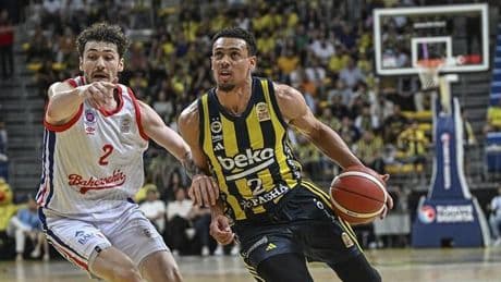 Fenerbahçe, seride 2-0 öne geçti