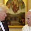 "Il est arrivé en Italie, alors on s’en va" : la présence de Donald Trump à Rome pour les funérailles du pape François dérange certains fidèles