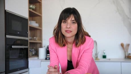 Núria Coll, experta en alimentación: “Desayunar una tostada con jamón o un poco de queso no basta para tener una buena masa muscular. Se necesitan entre 30 y 50 gramos de proteína”