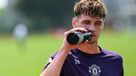 Man Utd add wonderkid with very famous dad to first-team squad for Arsenal clash