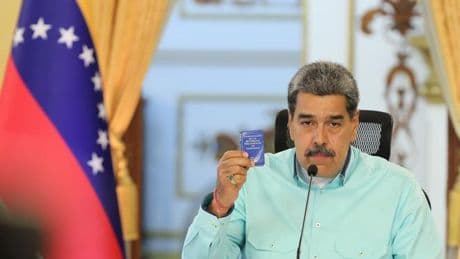 Los venezolanos acuden otra vez a las urnas en medio del cansancio político y las tensiones con Guyana