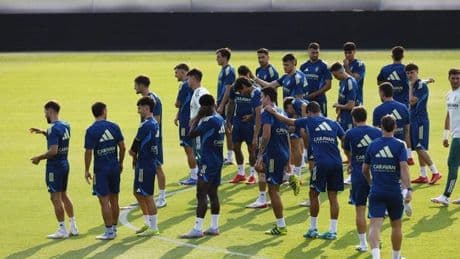 Cara y cruz para el Real Zaragoza: Radovanovic se apunta al debut y Valery será baja