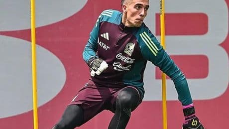 Padilla es convocado con la absoluta de México y eleva a seis los internacionales del Athletic