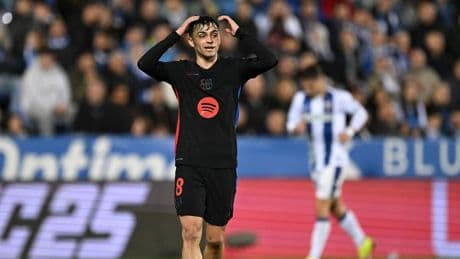 Flick da descanso a Pedri en Dortmund