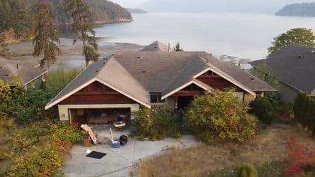 Broken glass, shattered dreams: No money for Sunshine Coast neighbourhood homeowners