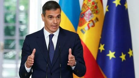 Spagna, la rimonta della destra di Popolari e Vox: se si votasse oggi, avrebbero la maggioranza assoluta