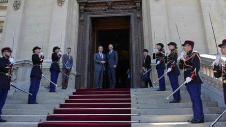 Vous vous destinez à une carrière dans la diplomatie ou êtes jeune diplomate ? Racontez-nous