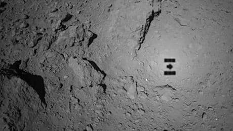 Un minuscule échantillon prélevé sur l’astéroïde Ryugu remet en cause les hypothèses sur l’origine de l’eau sur la Terre