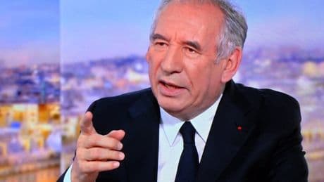 « Chaos » ou « responsabilité » : les partis d’opposition refusent l’alarmisme de François Bayrou