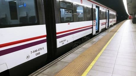 Muere una joven y otra resulta herida después de electrocutarse cuando subían al tren en Álava