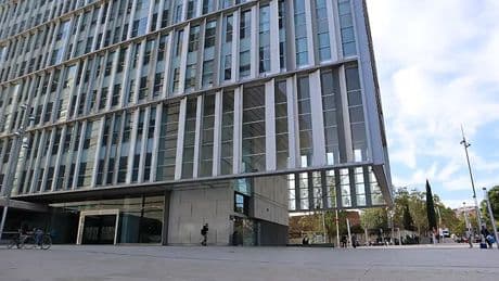 Sanofi redobla su apuesta por Barcelona con un nuevo 'hub' de innovación, datos e IA