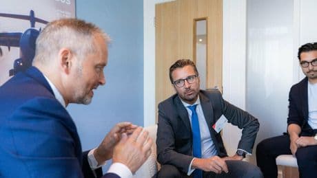 Doppelinterview: Airbus und Quantum kooperieren: „Chance für Deutschland, eine Hightech-Industrie aufzubauen“