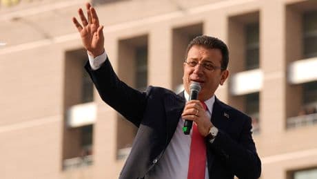 Ekrem İmamoğlu, çalışma arkadaşlarına seslendi: 'Dayanışma içerisinde zor günleri aşacağız!'