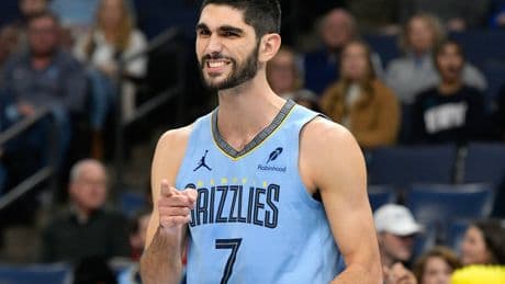 Los Grizzlies renuevan a Aldama, el español que no para de crecer: cuadruplican su salario