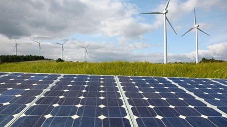 Bruselas propone flexibilidad para lograr la neutralidad climática y asume que la nuclear será necesaria