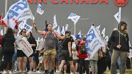 Air Canada delays restart after flight attendants strike — despite order to return