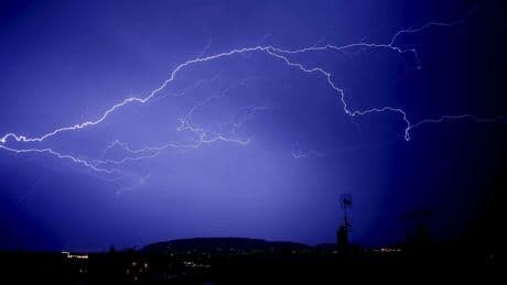 La Aemet activa alertas en Castilla y León, Andalucía y Ceuta por fuertes lluvias y tormentas