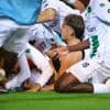 FC Groningen wint tumultueuze derby na blunder Noppert, NEC imponeert weer