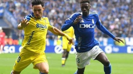 El Oviedo finaliza tercero tras su sufrida victoria contra el Cádiz