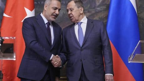 Russia OKs prisoner exchange with U.S.