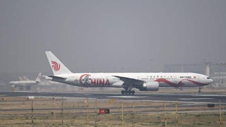 China ordena a sus aerolíneas suspender la recepción de aviones de Boeing en respuesta a los aranceles de Trump
