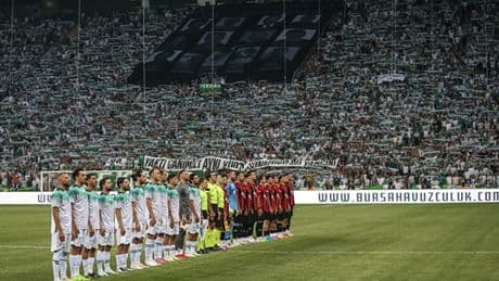 Bursaspor ve Eskişehirspor'dan örnek davranış