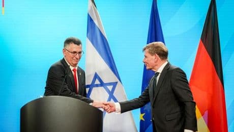 Nahost: Wadephul und Saar gedenken der Holocaust-Opfer