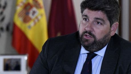 López Miras: "Ningún partido ni nadie desde Madrid va a marcar la hoja de ruta de mi Gobierno"