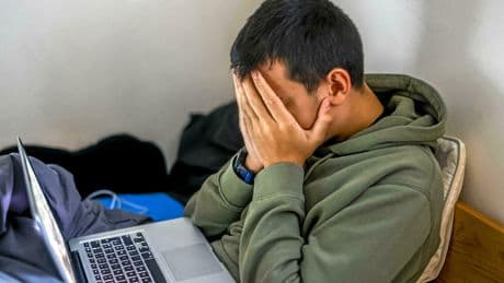 Quand la menace professionnelle devient harcèlement moral