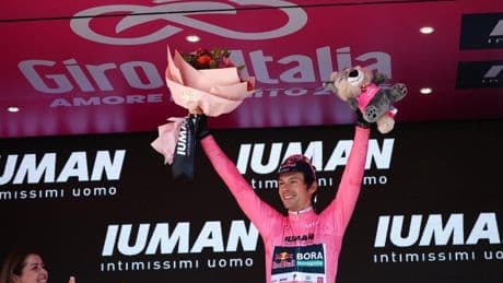 Roglic empieza su baile de rosa