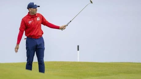 Leve mejora de Jon Rahm y Sergio García en el Open pero muy lejos de cabeza