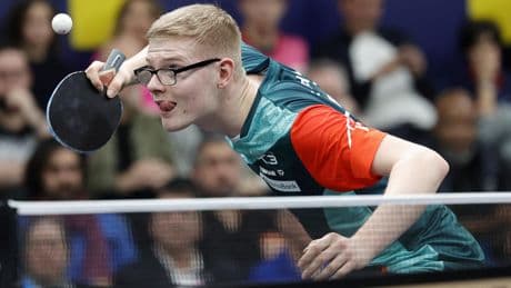 Mondiaux de tennis de table : dans la douleur, Félix Lebrun rejoint lui aussi les 8es de finale